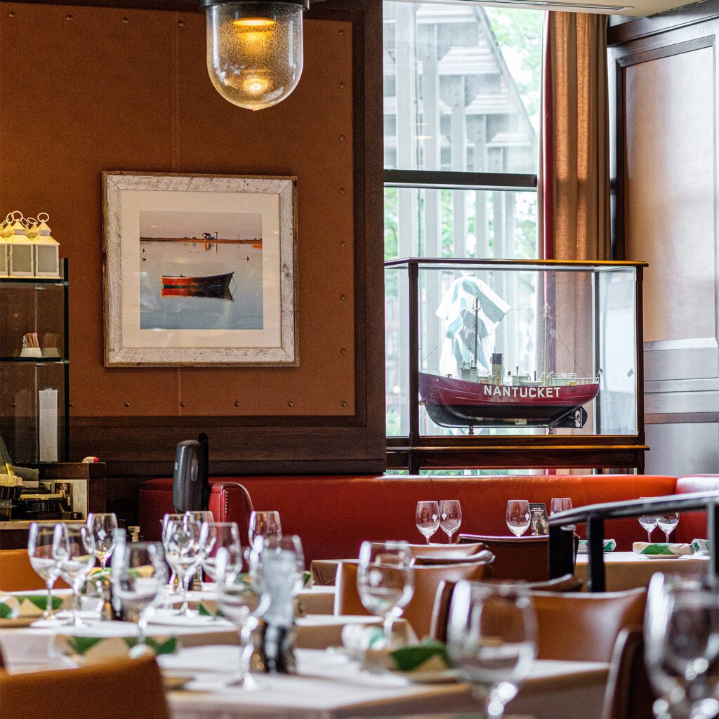 Interior image of Smith & Wollensky Boston