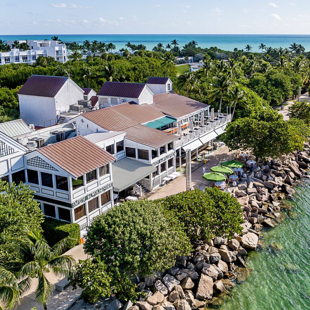 Bird's-eye view image of Smith & Wollensky Miami Beach